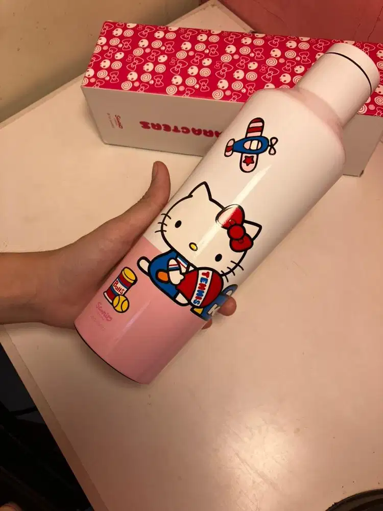 NEW CORKCICLE X SANRIO ORIGINAL HELLO KITTY VERSION