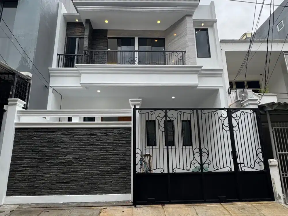 Rumah Muara Karang Brand New Minimalis 8X15 Hadap Timur