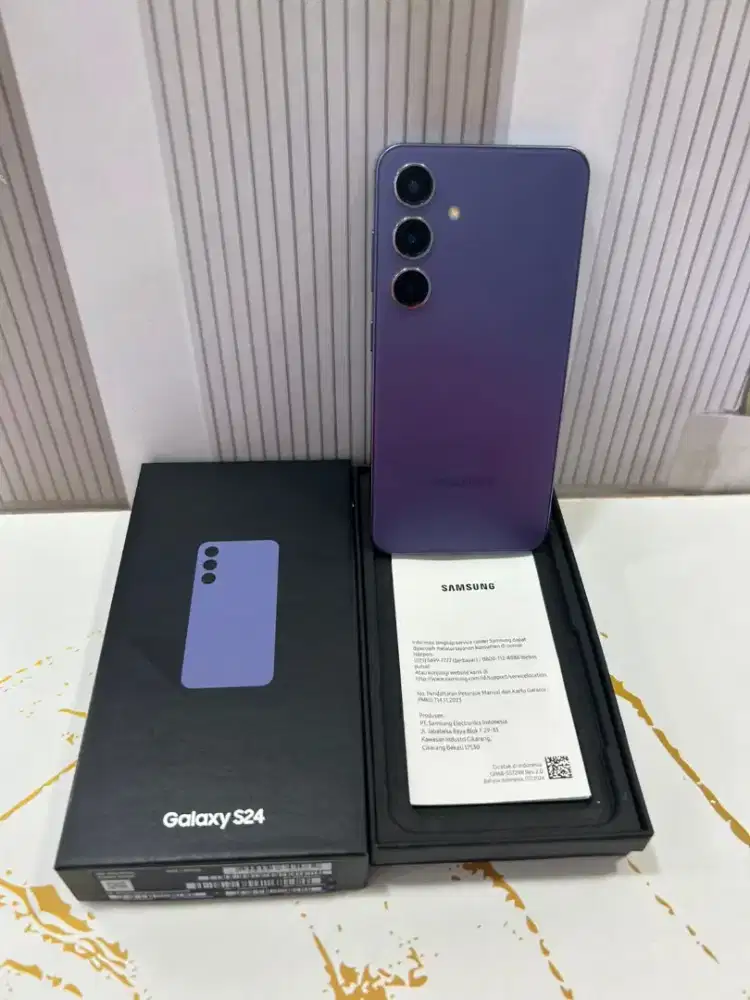 Samsung S24 lilac