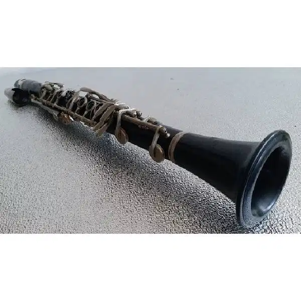 Vintage Antique Clarinet THE BOOSEY & HAWKES - LONDON - NEWYORK