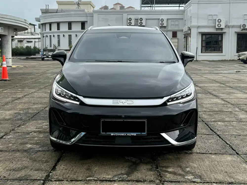 BYD M6 Superior 7 Seater 2024 EV