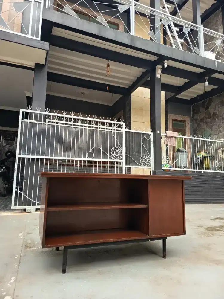 Meja jati kantor direktur vintage