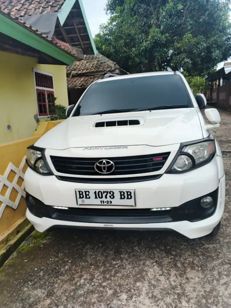 Fortuner 2,5 TRD solar 2014