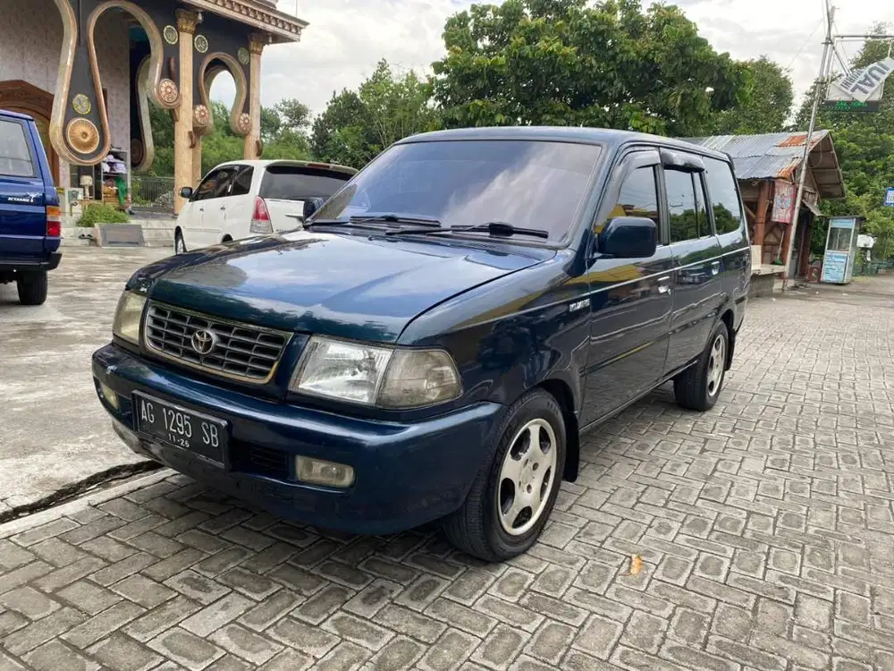 Toyota Kijang 2.4 LGX 2000 Off Plat AG jadi mobil bekas sekoto