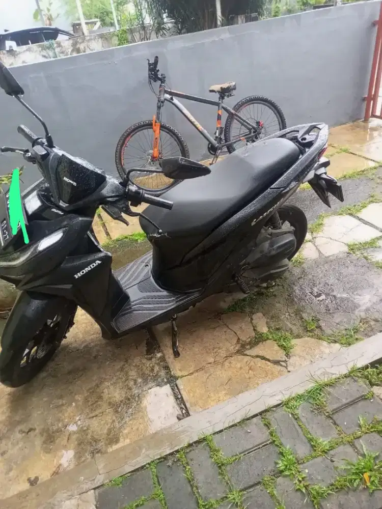 VARIO 2022 125 SECOND