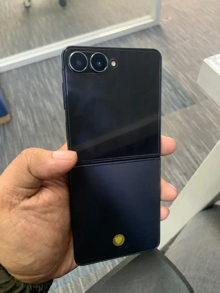 SAMSUNG FLIP 7 512gb SEIN