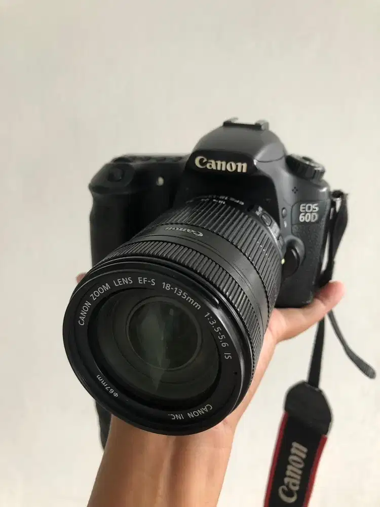 Kamera EOS 60D, lensa 18-135, bonus lensa pancake 28mm