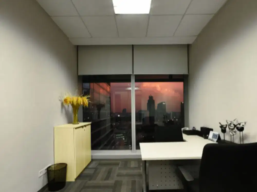 Kantor Unit Furnished 2 Pax di Cyber 2 Tower Area  Kuningan