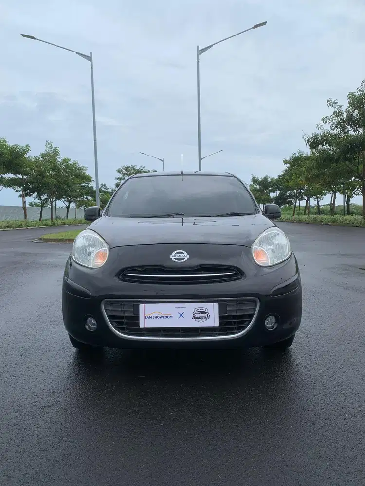 NISSAN MARCH L AT 2012