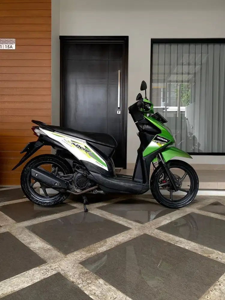 HONDA BEAT 2013 PAJAK IDUP, SRT LGKP, MESIN ENAK SIAP PAKAI