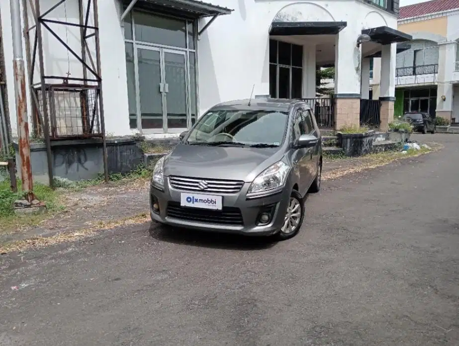 KM Rendah - SUZUKI Ertiga 1.4 GL Bensin M/T 2013 ABU