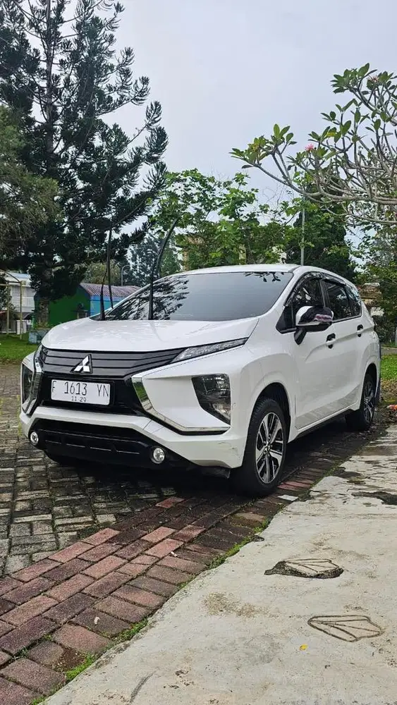 Jual mobil istimewa pakaian pribadi