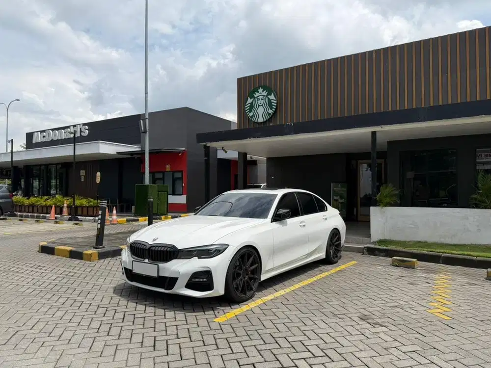 Bmw 330i 2022 jahre edition