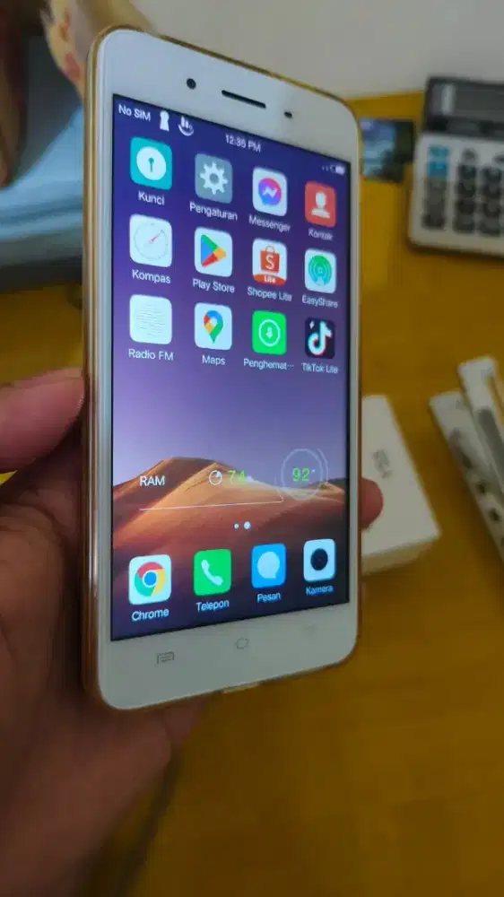 Handphone android Vivo y55 kondisi bagus