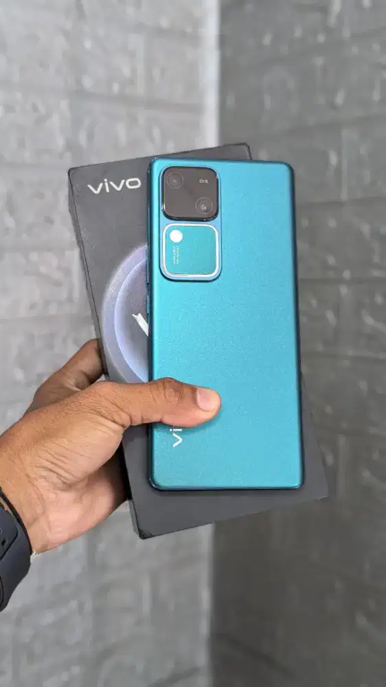 Vivo V30 5G 8/256GB Mulus Fullset