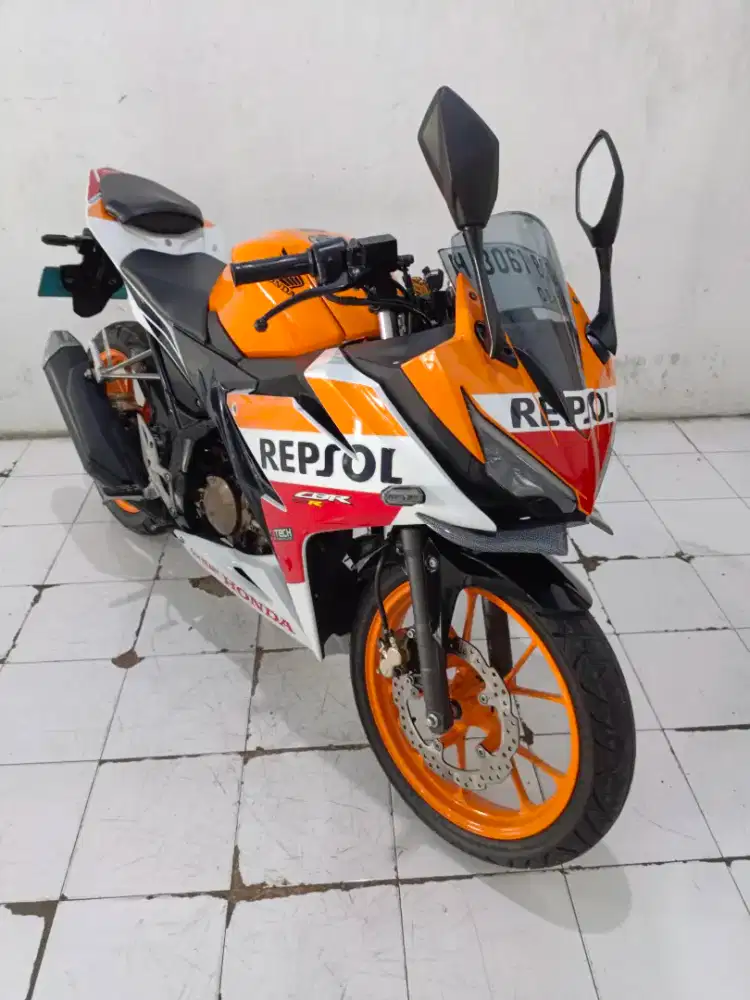 honda CBR 150 thn 2019