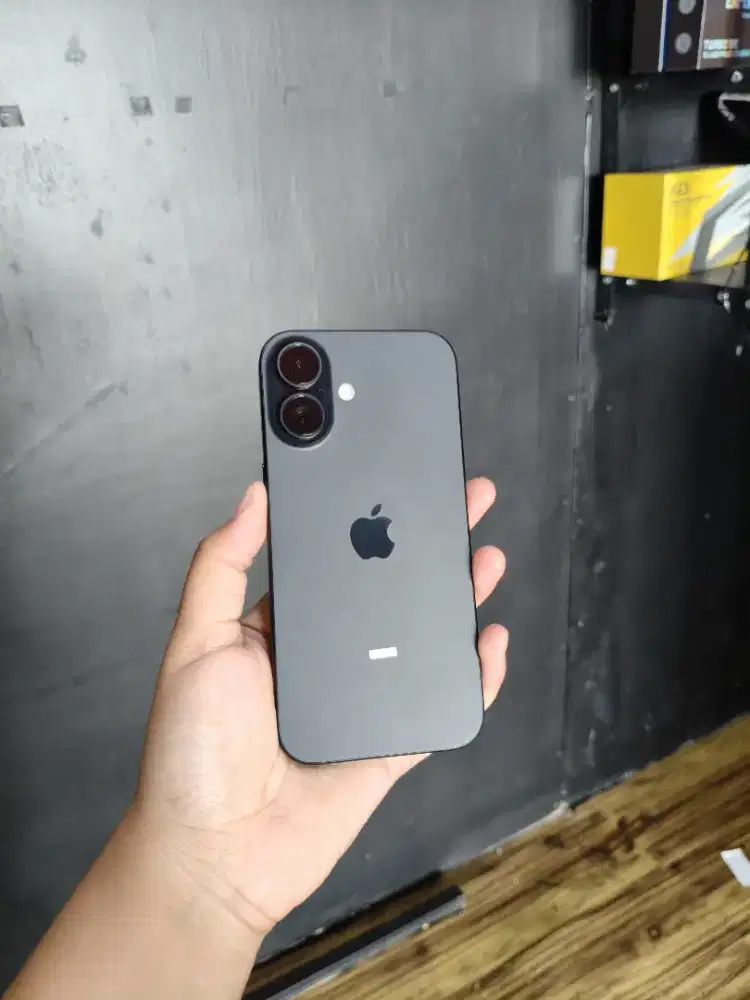 iPhone 16 128gb iBox