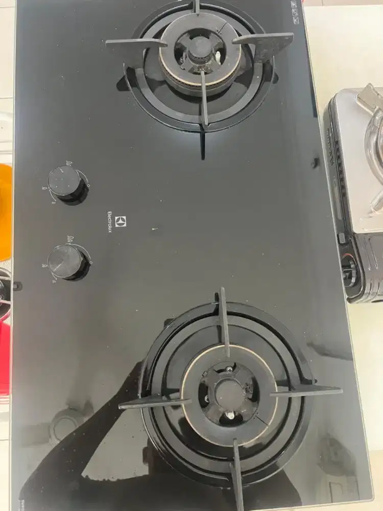 Kompor tanam elektrolux