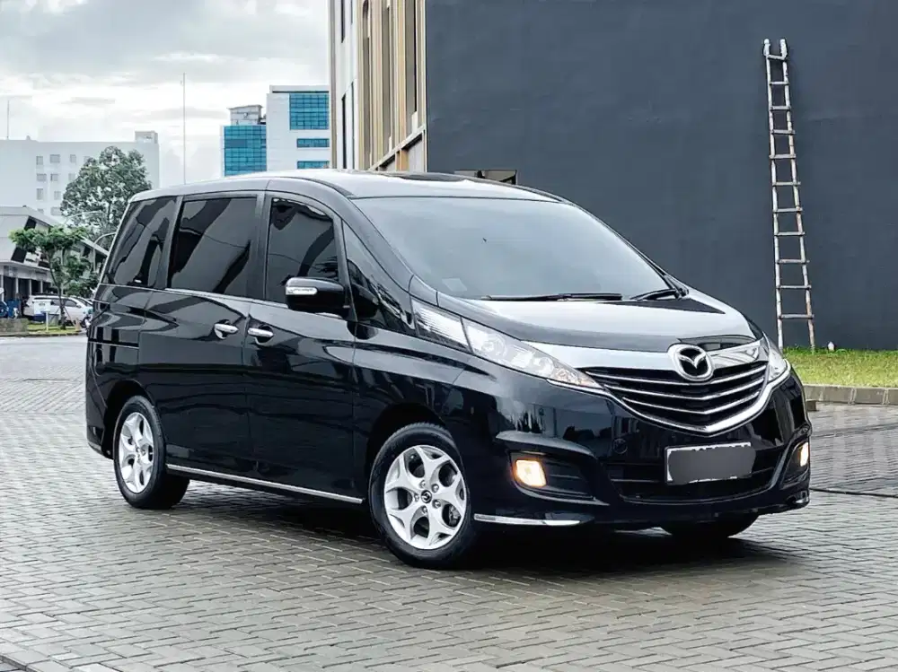 [ Mazda Biante Skyactiv 2.0 AT 2017 ]