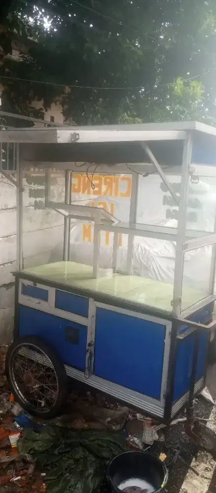 Gerobak bahan almunium