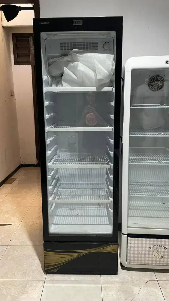 SHOWCASE POLYTRON SCN238X KULKAS CHILLER MINUMAN SCN238