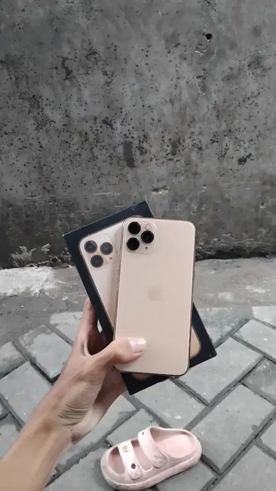 Iphone 11 pro 256 inter siap pakai