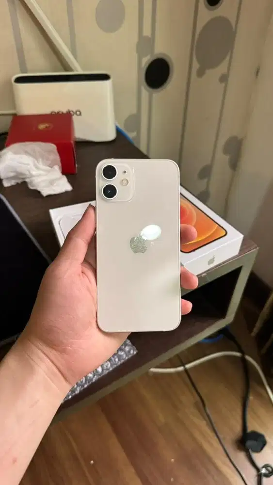 iphone 12 mini 64 white