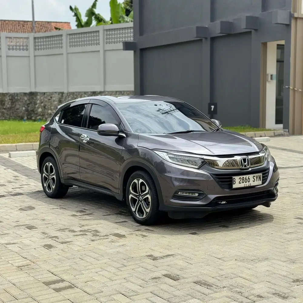 Honda HR-V SE Matic 2018 Abu HRV CVT HR V S-E