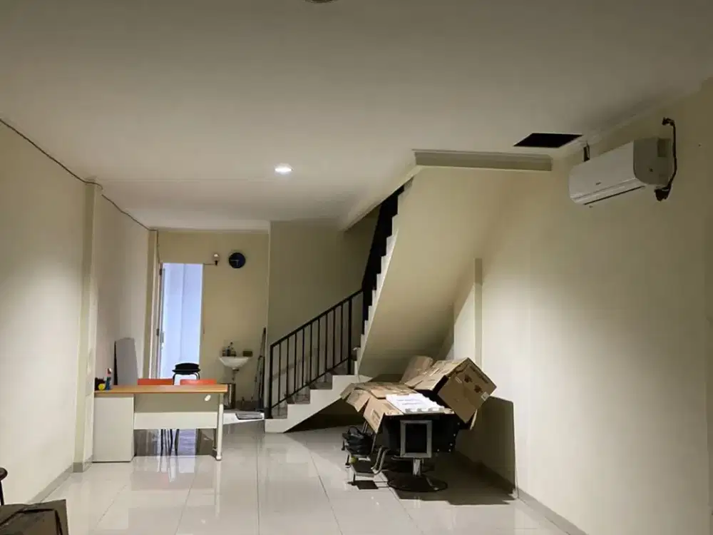 Ruko siap pakai di Saka Square