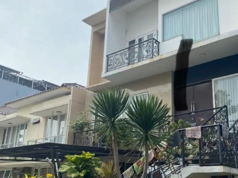 Dijual Rumah Hadap Selatan Harga Nego Santai