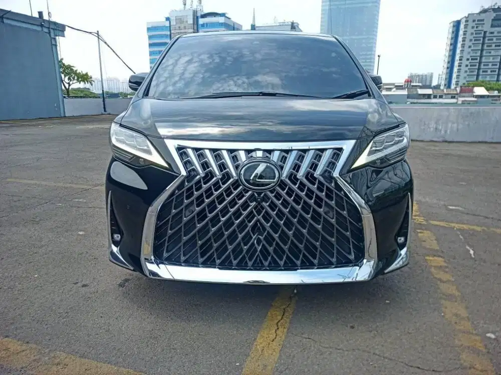 2021 LEXUS LM350 VIP 4 SEAT
