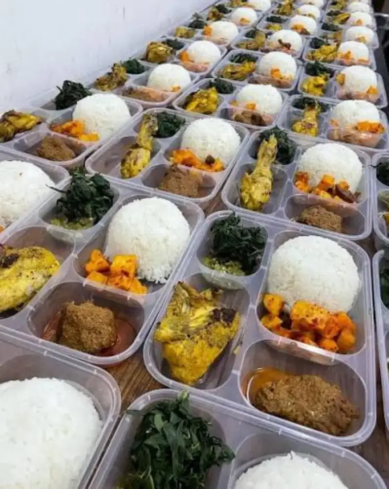 Terima pesanan nasi kotak dll