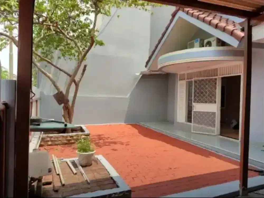 Rumah Bagus Di Permata Buana Jakarta Barat Luas 10x20m Berikut 5 AC
