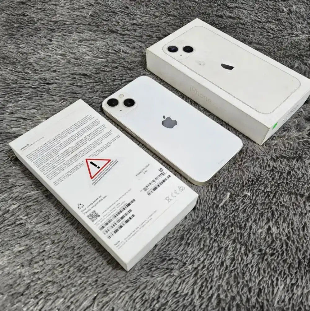 Iphone 13 128Gb White masih garansi IBOX