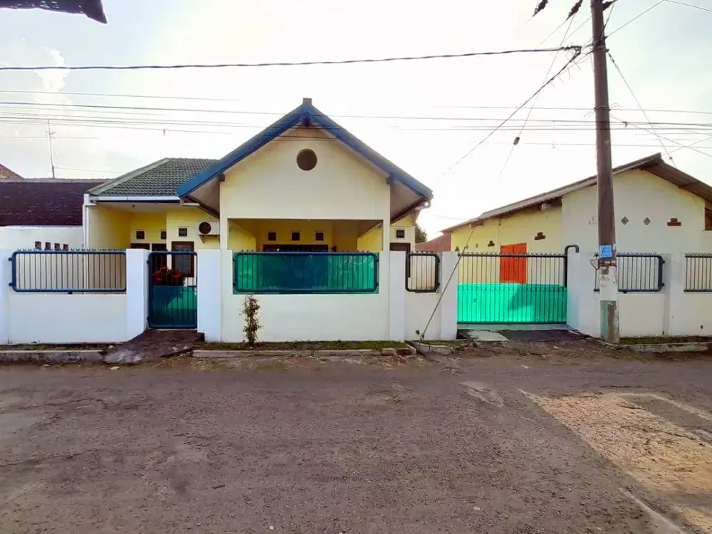 Disewakan Rumah Luas di Wisma Mojongapit Indah, Jombang