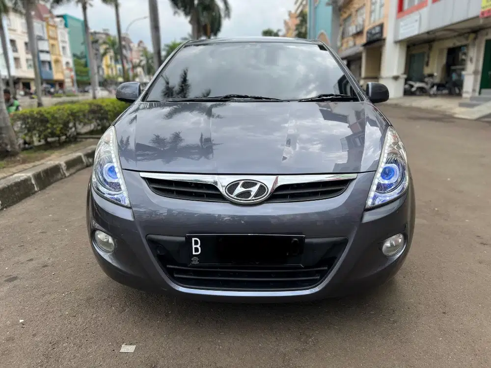 TDP 5 JUTA! Hyundai i20 SG ( SUNROOF ) AT 2011