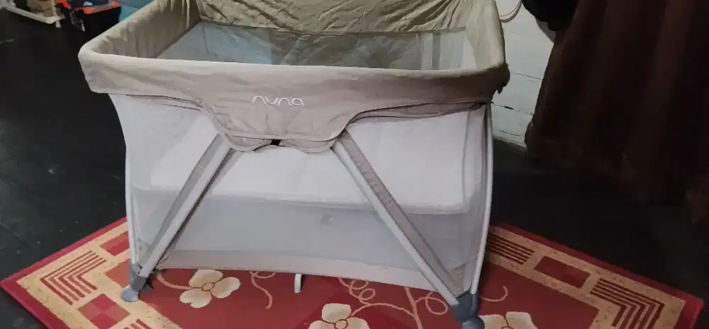 Box baby Nuna Sena