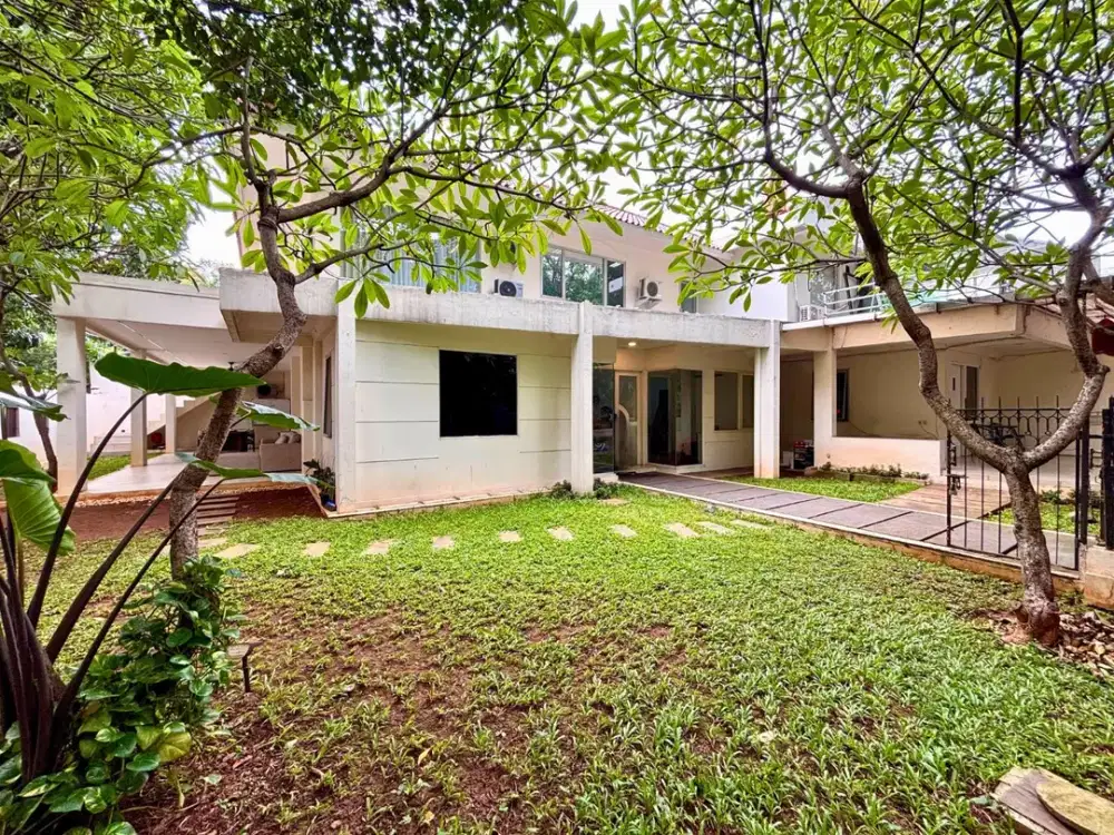 MODERN TROPICAL HOUSE IN PRIME AREA KEBAYORAN BARU