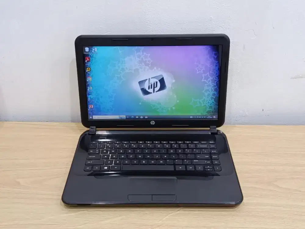 LAPTOP HP 14 Notebook prosesor AMD A4-5000/Ram 4GB/HDD 500GB