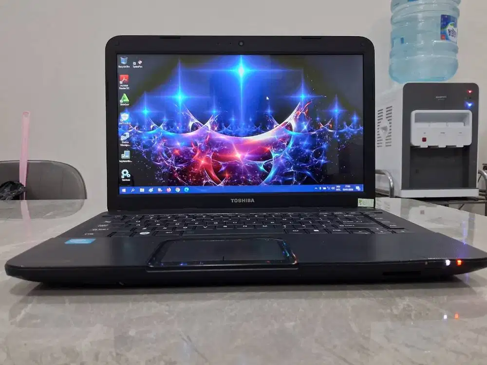 MULUS Laptop 14in 4GB SSD ReadyUp Baterai Kuat Toshiba C800 Garansi