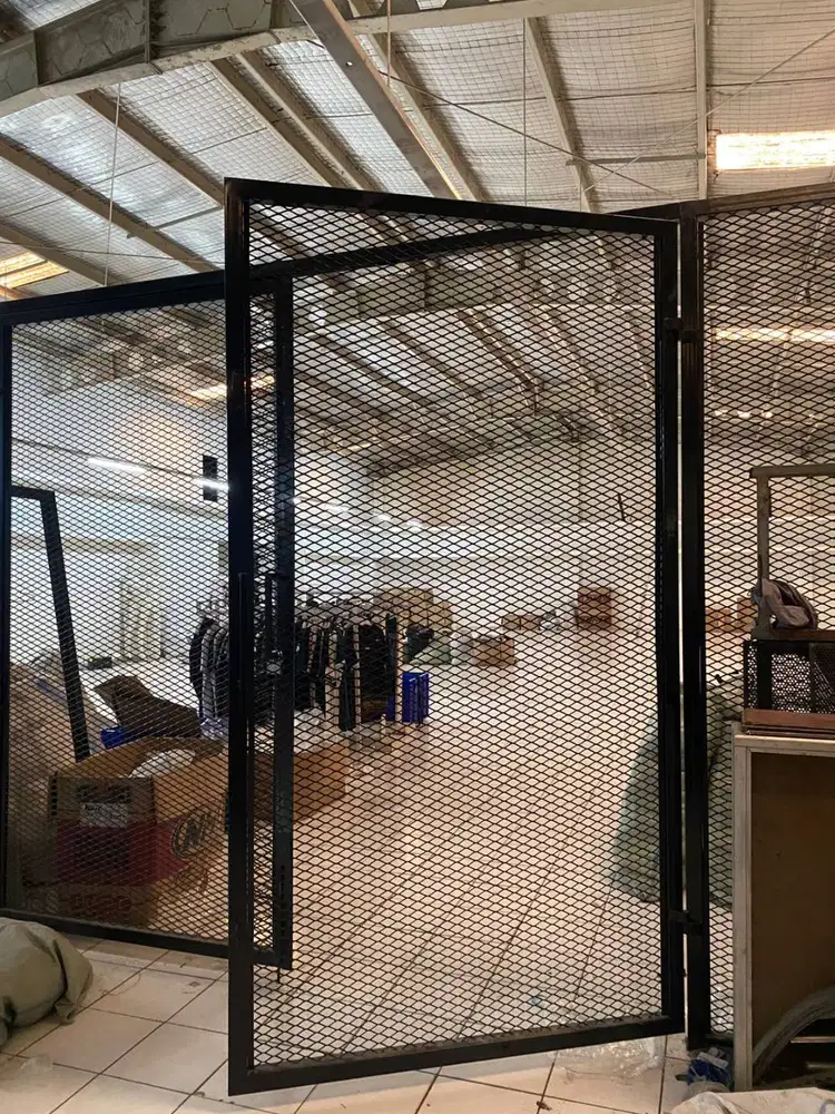 Dijual Pagar / Sekat Besi untuk Rumah, Pabrik & Gudang