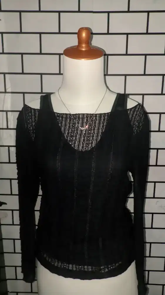 Baju hitam lengan panjang plus tank top