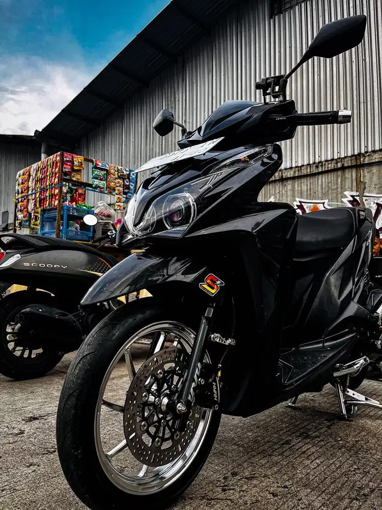 Vario 125 Old Iss 2015 (KZR)