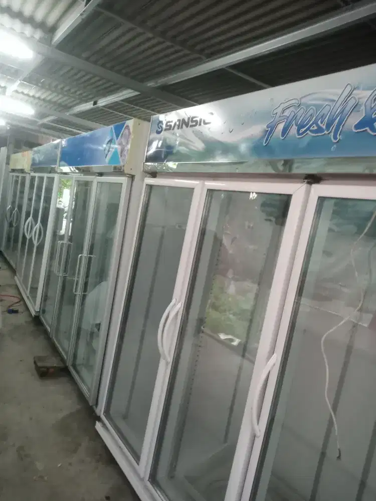 Chiller 3pintu dan 2pintu