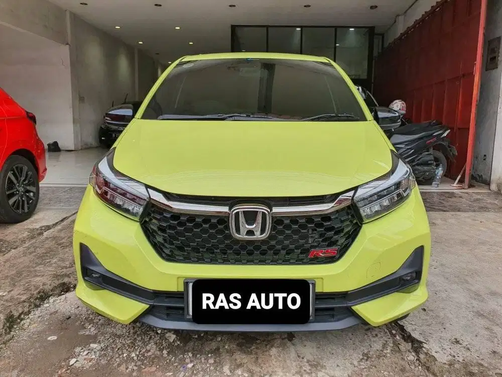 LIKE NEW KM 7 RIBU  Honda RS AT 2023 Hijau Lemon