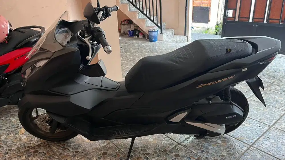 HONDA PCX 160 ABS KEYLESS TAHUN 2024