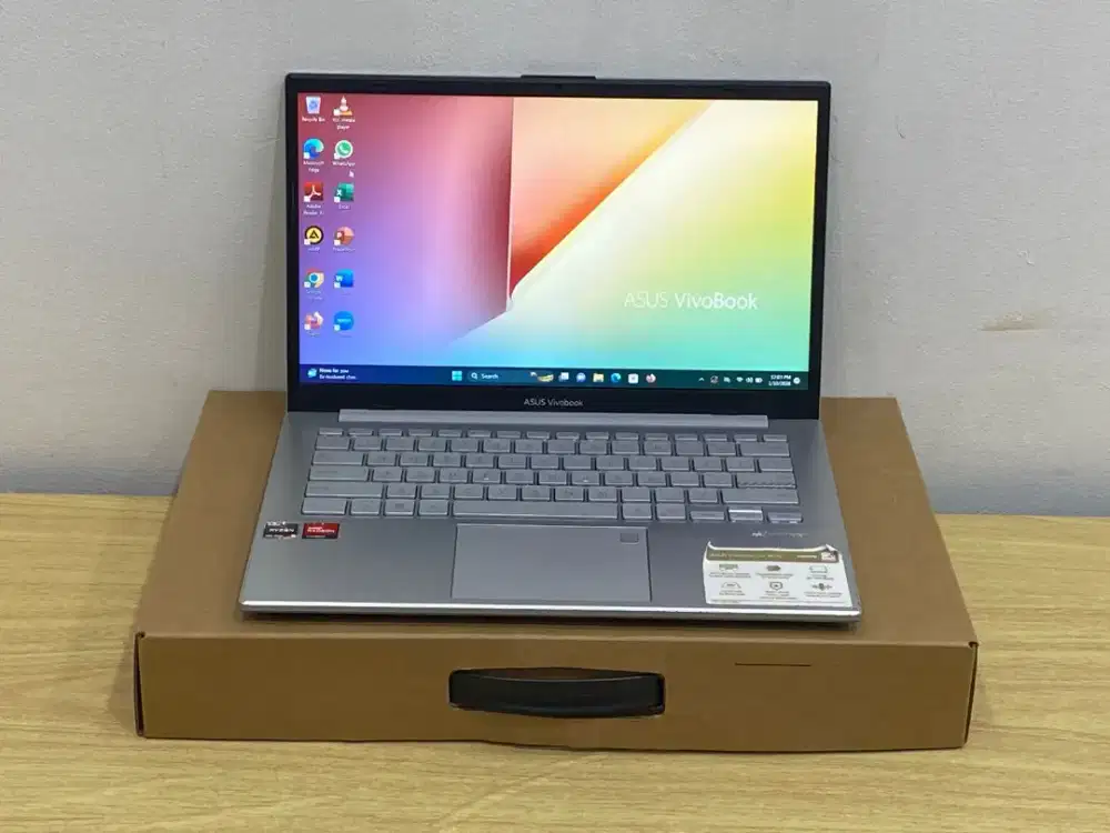 Asus Vivobook Go 14 E1404F/ AMD Ryzen 5 7520U/Ram 8GB/SSD 512GB