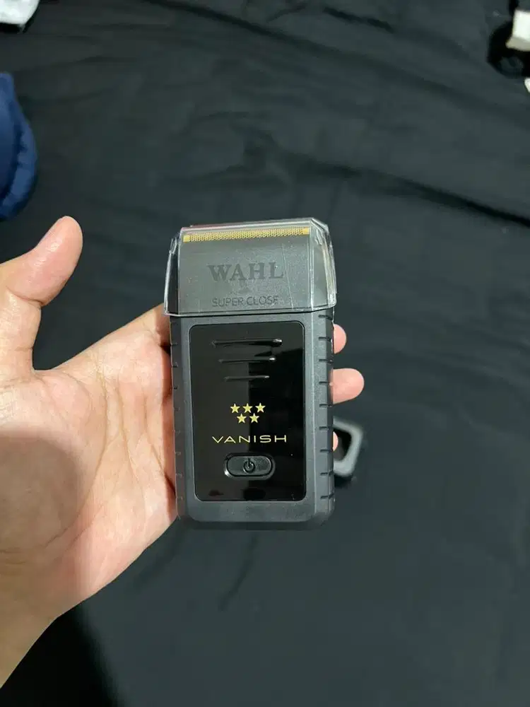 Wahl Vanish Foil Shaver Professional Open Box + Single Power Station