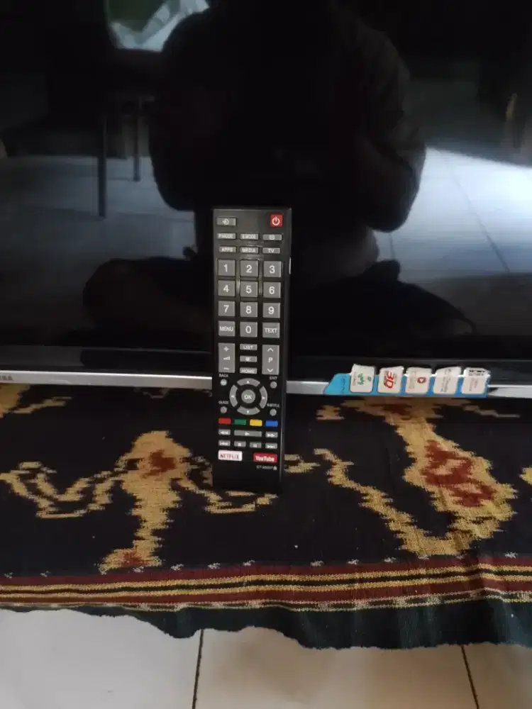 TV LED smart digital TOSHIBA 32 inc