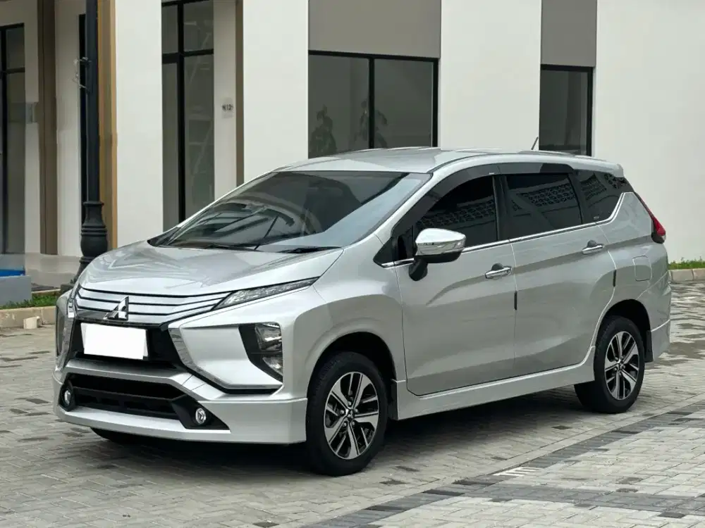 MITSUBISHI XPANDER ULTIMATE AT th 2018.